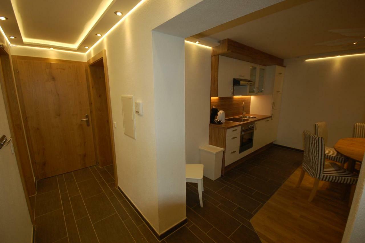 Alpenmond Appartment Halbmond ลอยทัช ภายนอก รูปภาพ