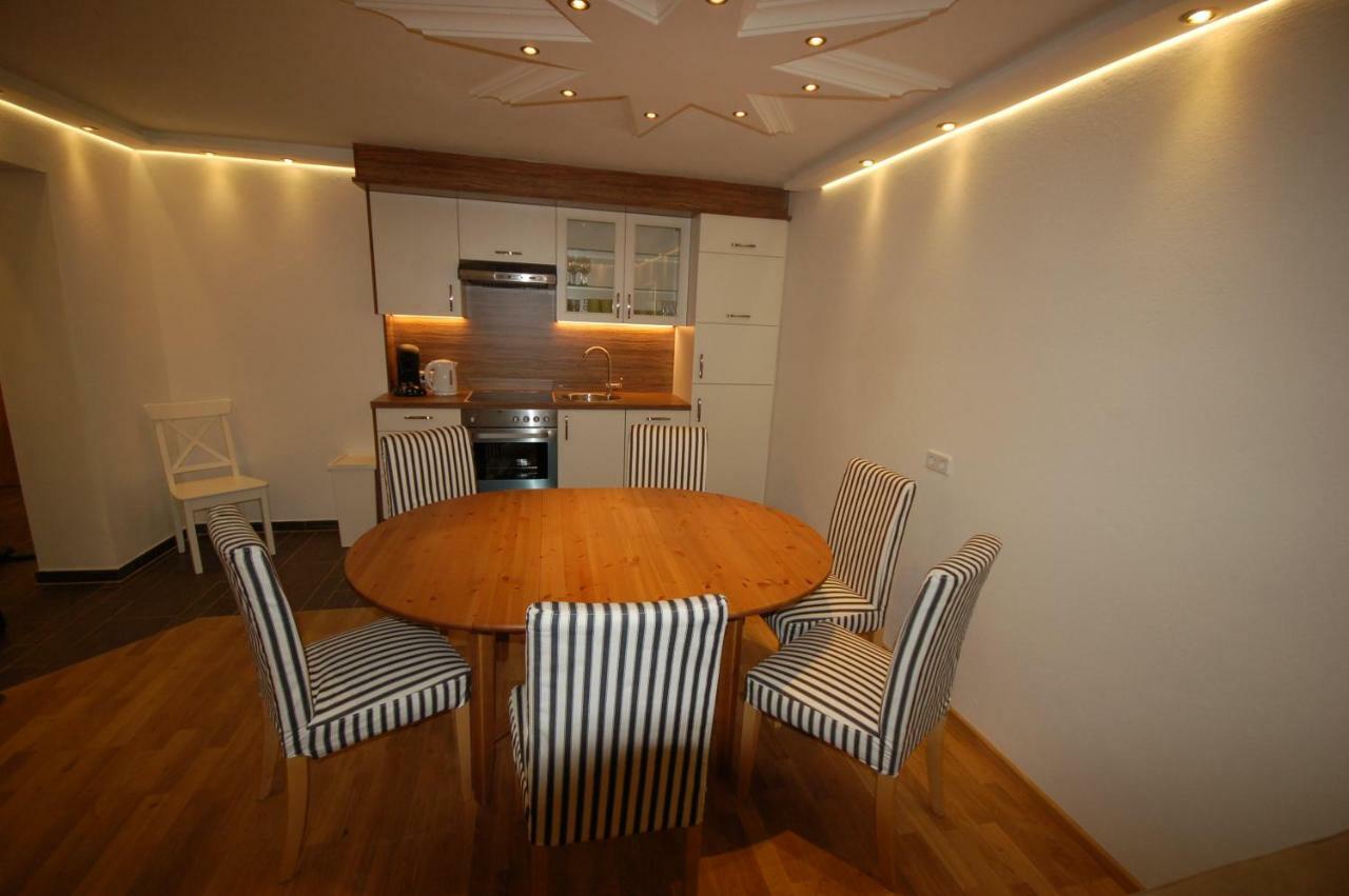 Alpenmond Appartment Halbmond ลอยทัช ภายนอก รูปภาพ